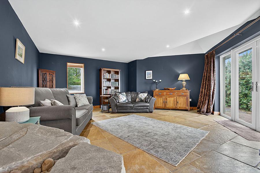 24 Artidillon Road 24 Artidillon Road