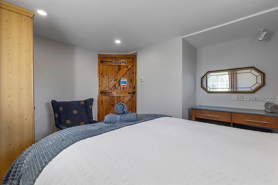 Eala Lodge, 48 Glebe Road Castlerock