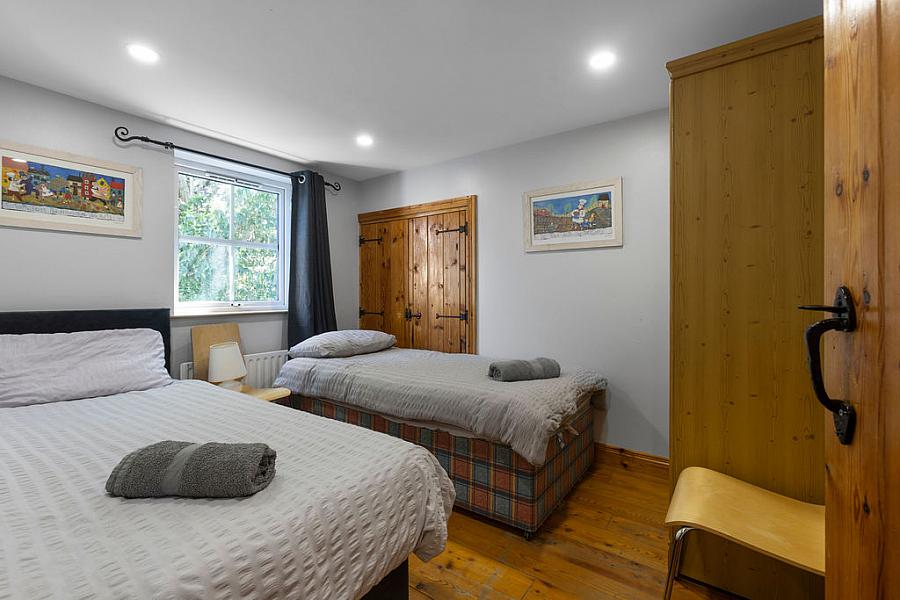 Eala Lodge, 48 Glebe Road Castlerock
