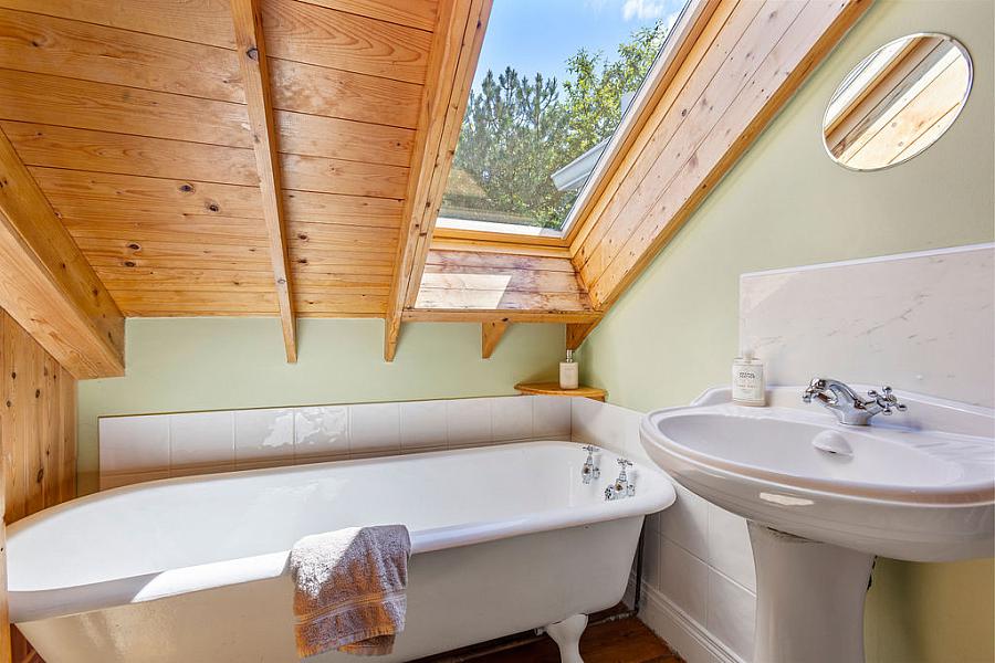 Eala Lodge, 48 Glebe Road Castlerock