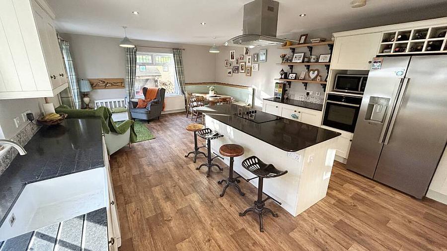 6 Ballycairn Road