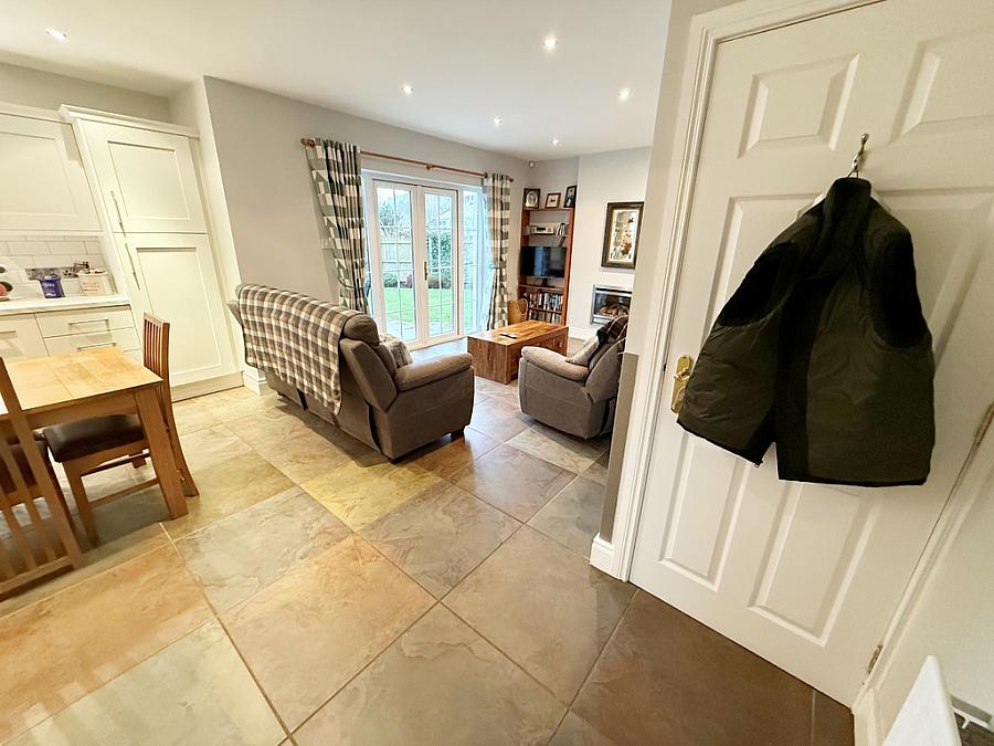 19 Knockantern Grove