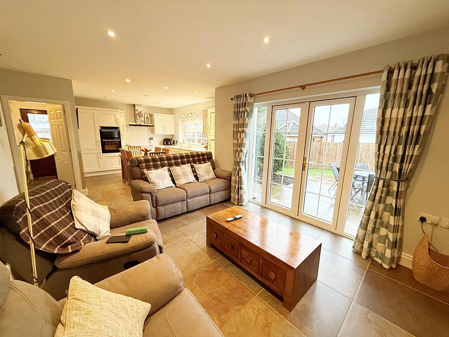 19 Knockantern Grove