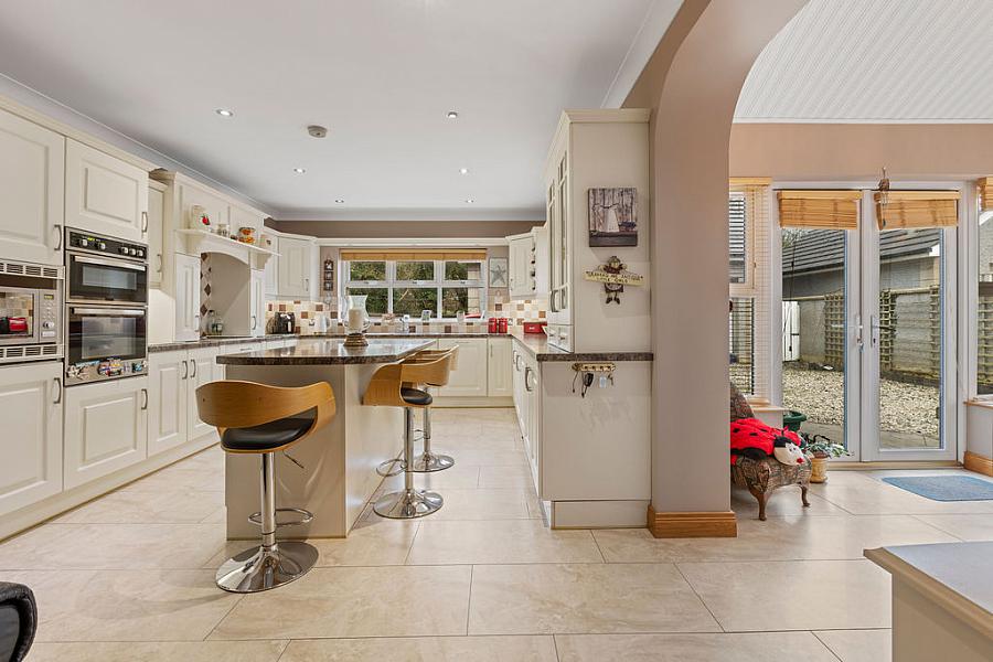 3 Craigahulliar Road