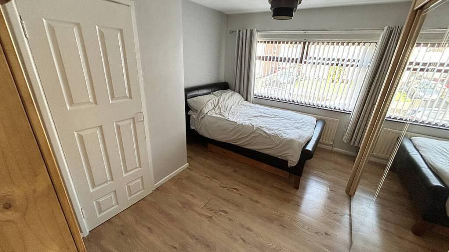 10 Highfield Drive
