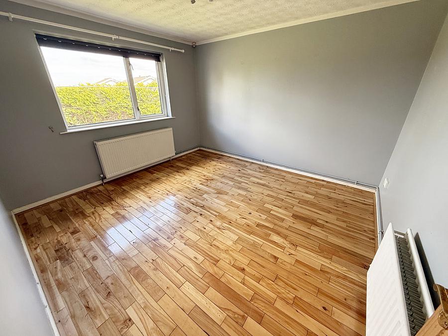 14 Charnwood Park