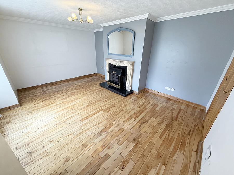 14 Charnwood Park