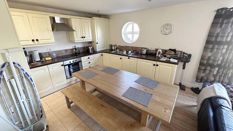 14 Shell Hill Mews