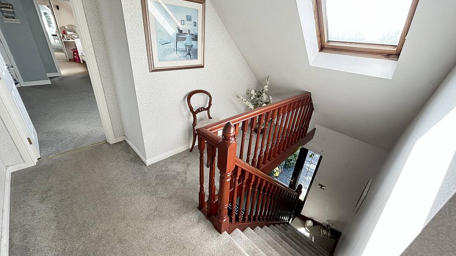 2 University Gardens