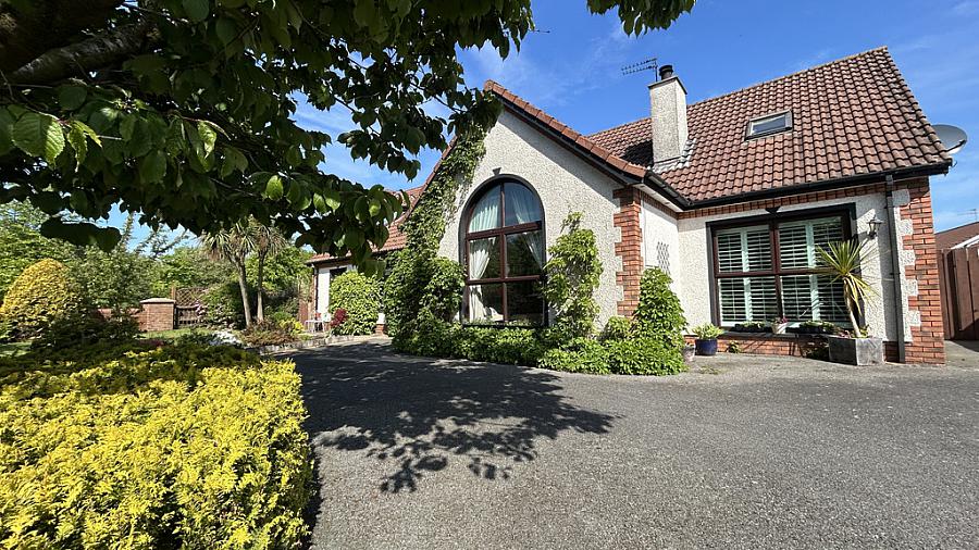 2 University Gardens