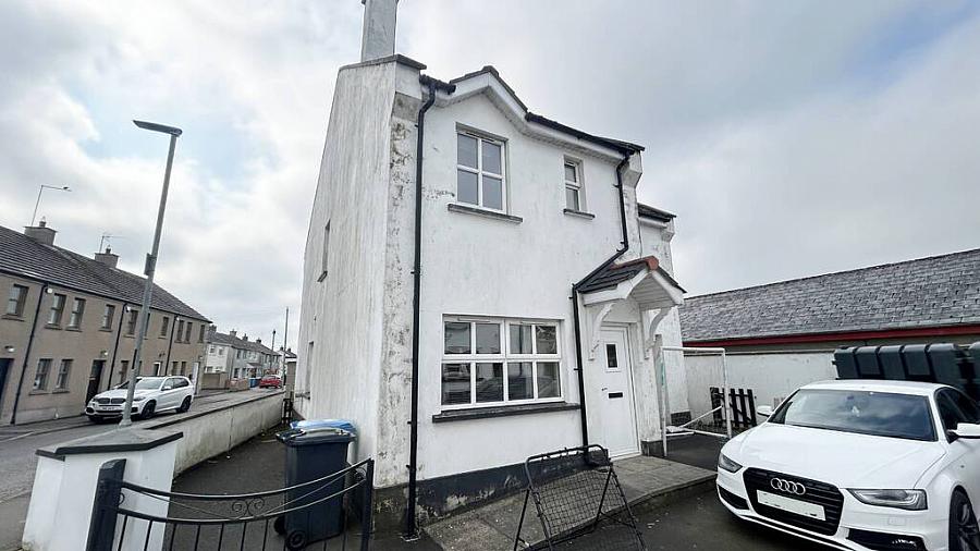 1 Knockmore Road 1 Knockmore Road