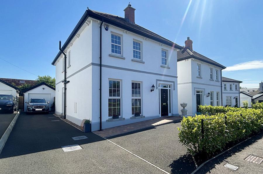 15 Beech Tree Grove