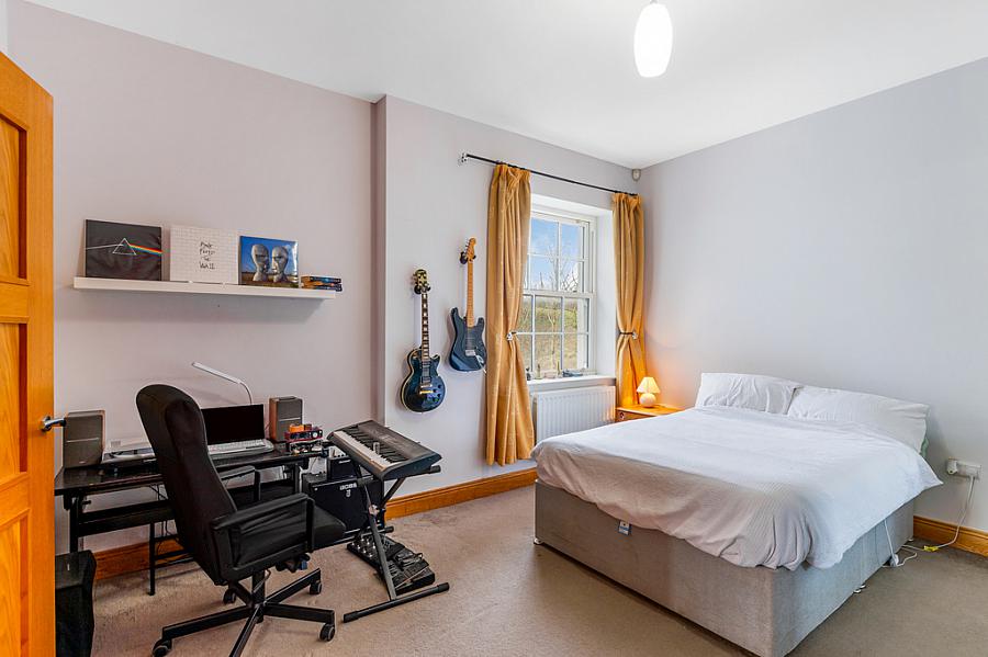 61 Glebe Road