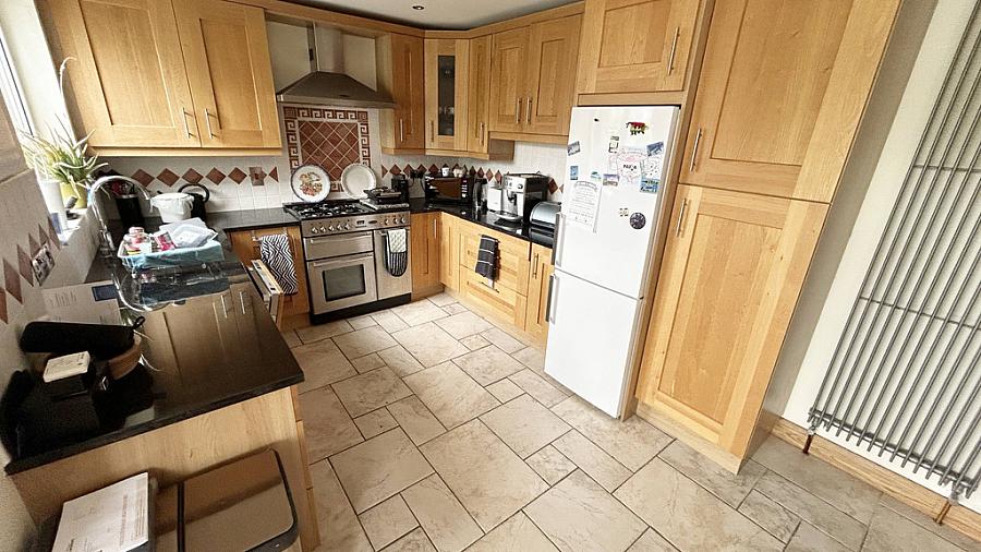 65 Avonbrook Gardens