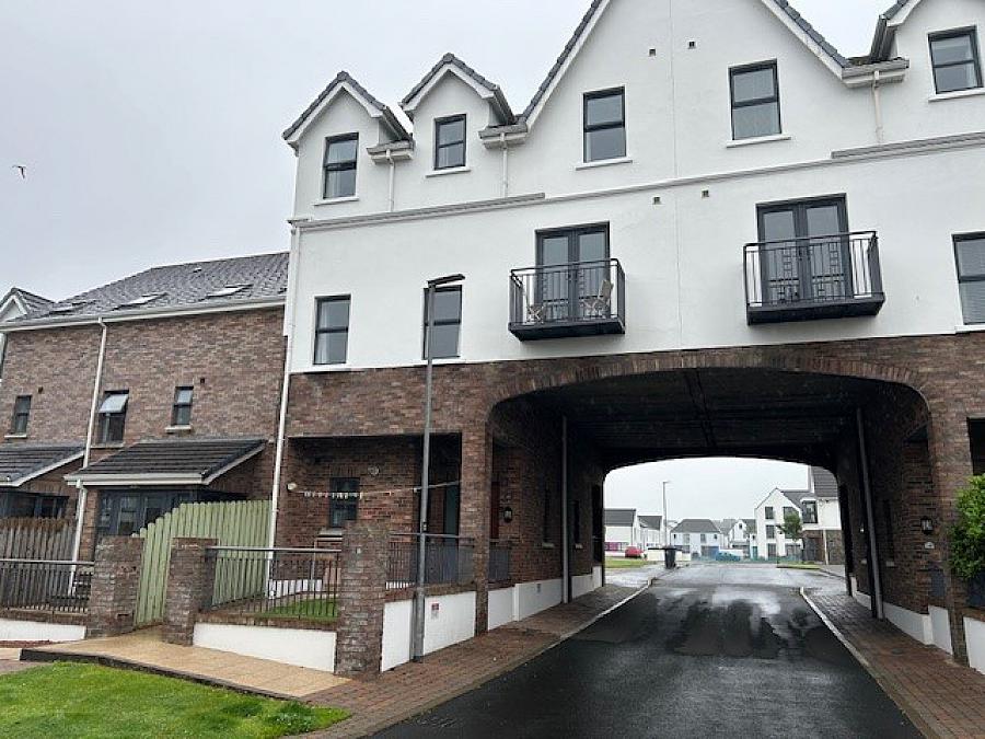 20 Montague Court(SHORT TERM LET-8 Months)