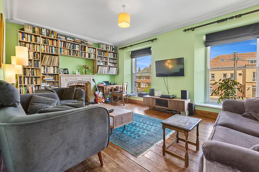 4 Babington Terrace