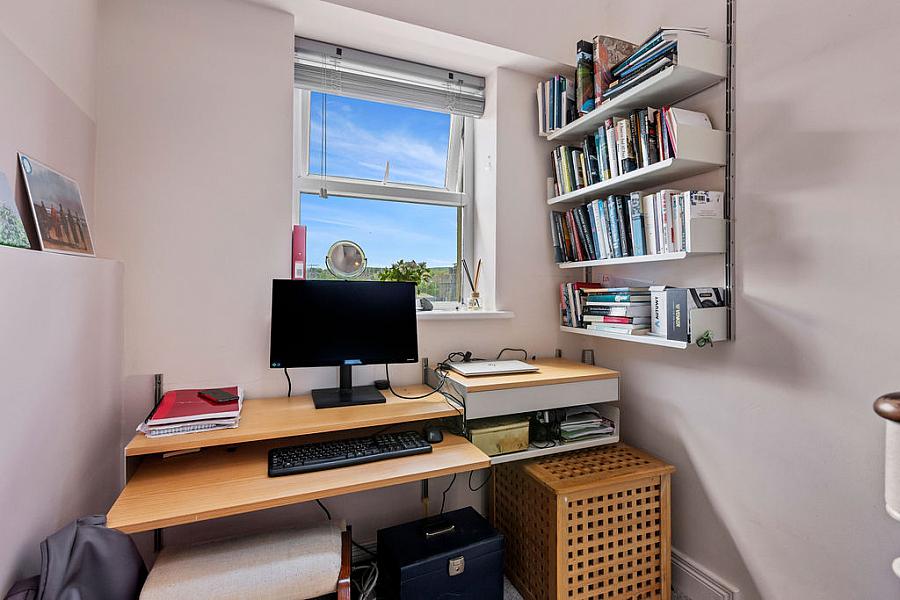 4 Babington Terrace
