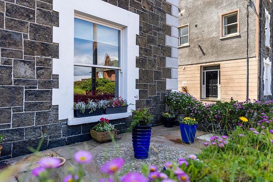 4 Babington Terrace