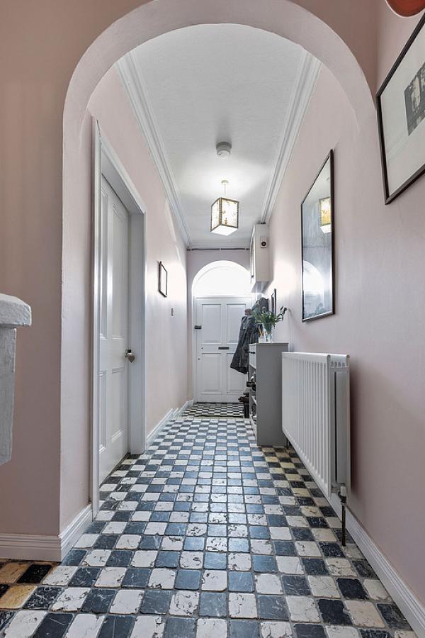4 Babington Terrace