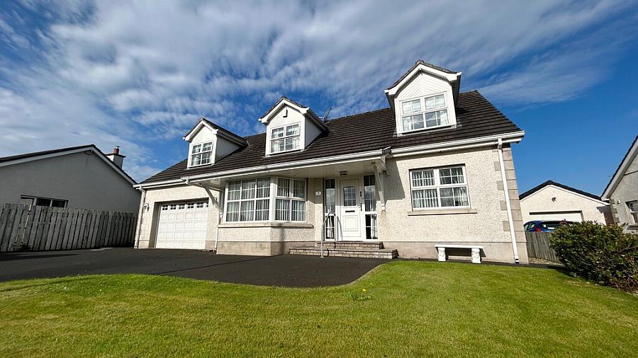 8 Greystone Park
