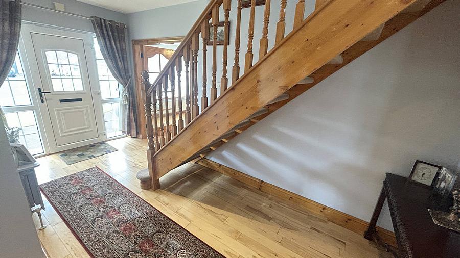 8 Greystone Park
