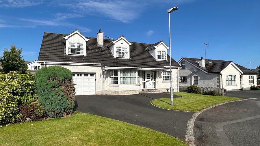 8 Greystone Park