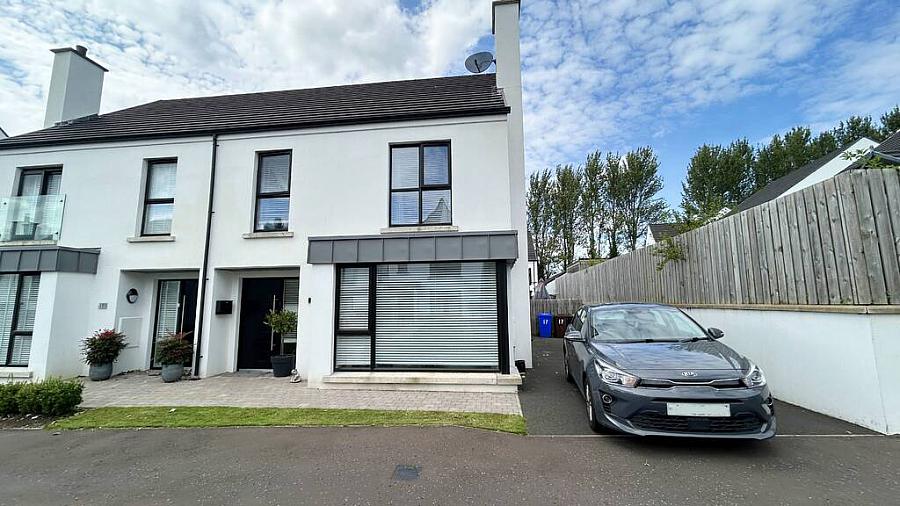 17 Cranagh View Road