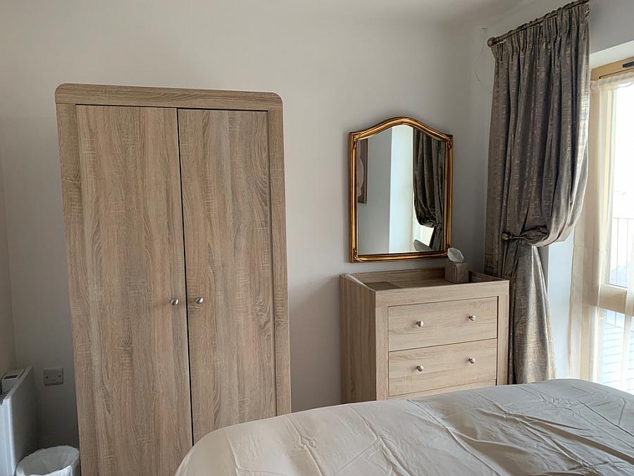 Apt 10 , Riverview Court