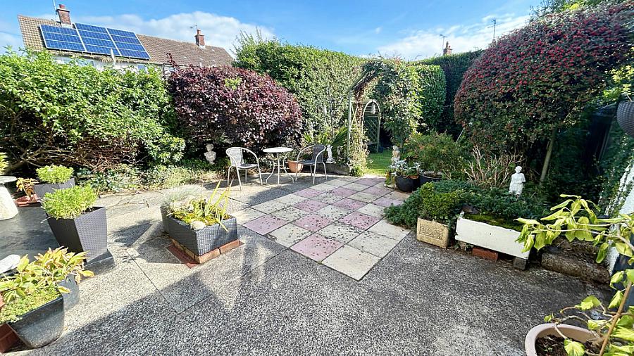 102 Hazelbank Road