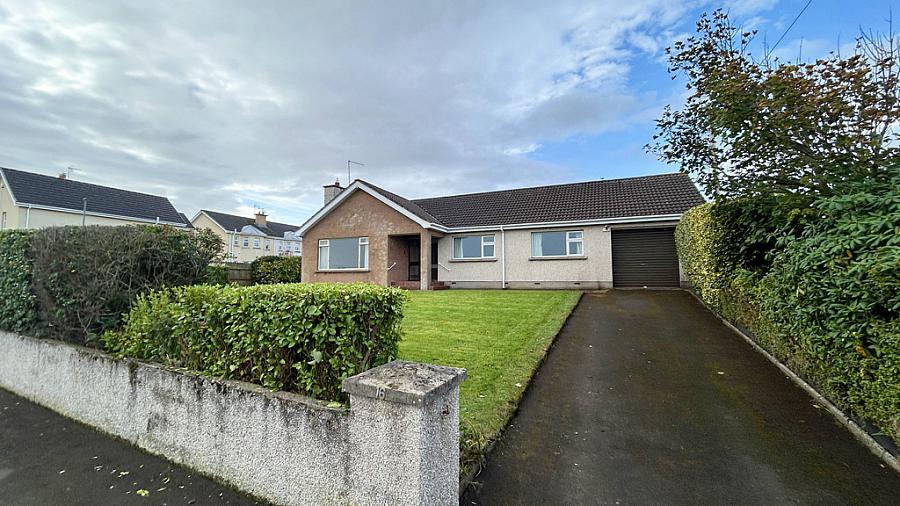 16 Castlewalk