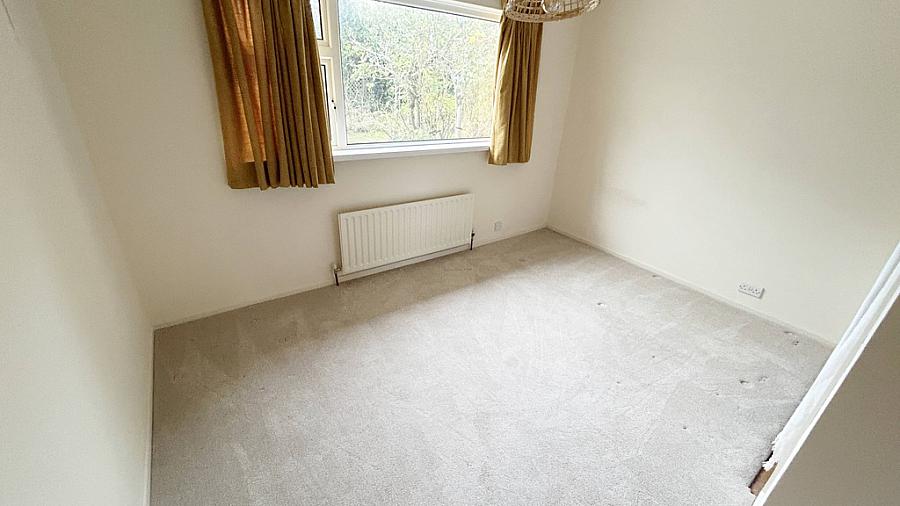 16 Castlewalk