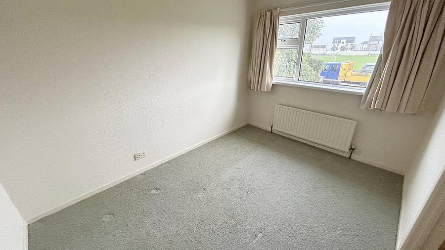 16 Castlewalk