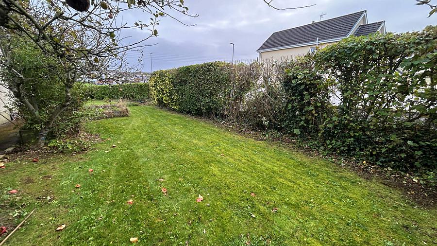 16 Castlewalk