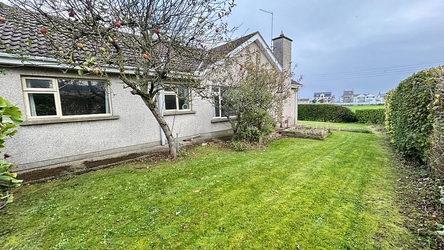 16 Castlewalk