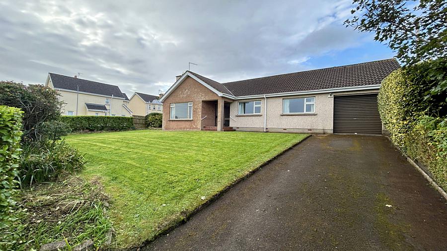 16 Castlewalk