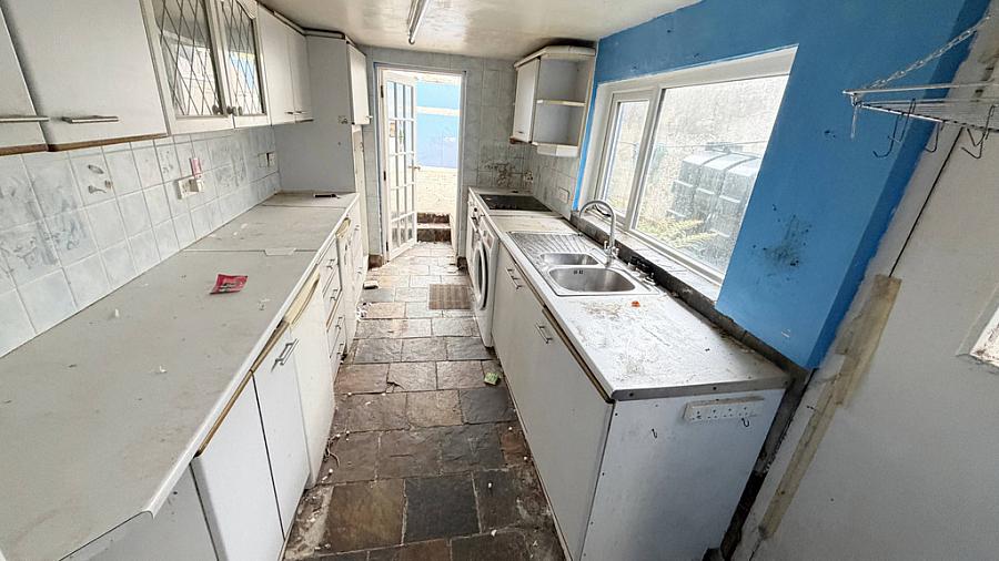 33 Captain Street Lower