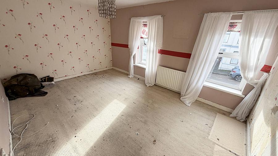 33 Captain Street Lower