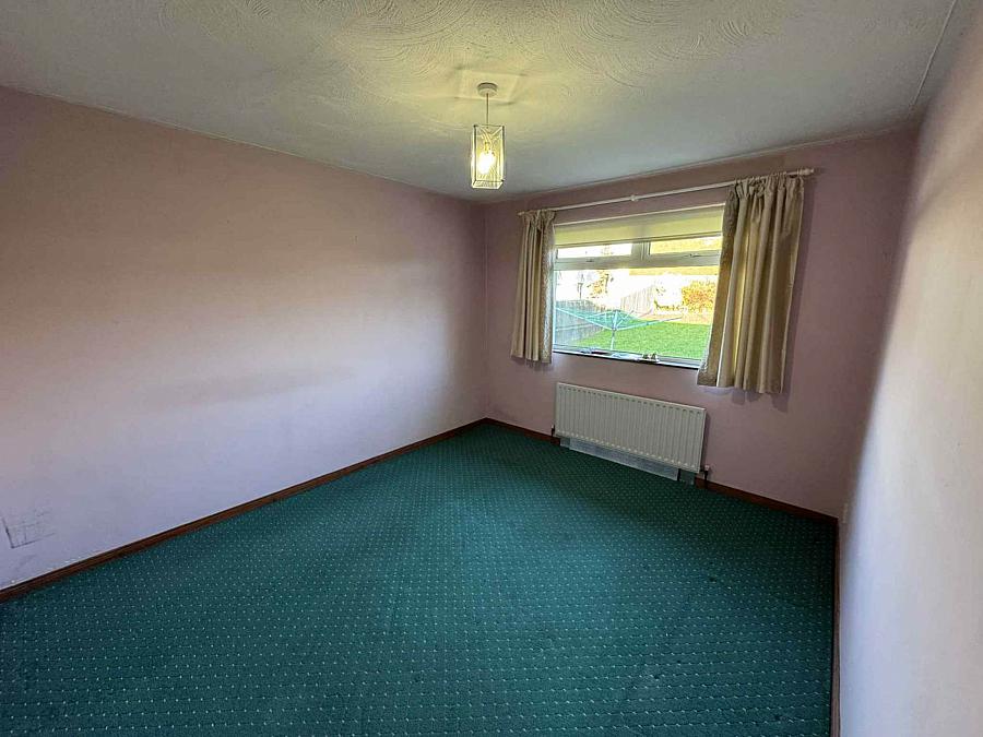 8 Willowvale Crescent