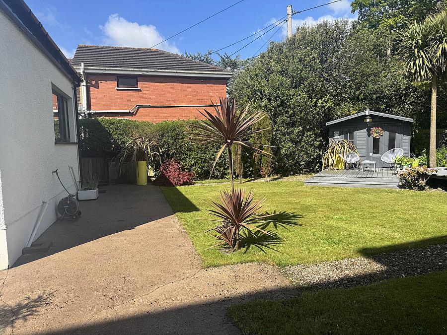 11 Rhanbuoy Park