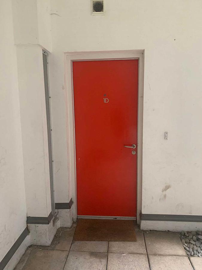 1D Library Square Kent Street