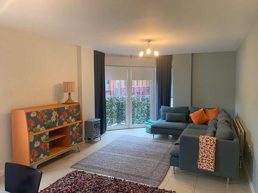 1D Library Square Kent Street