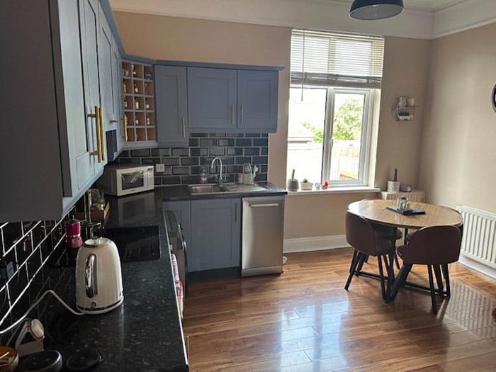 7 & 7a Victoria Avenue