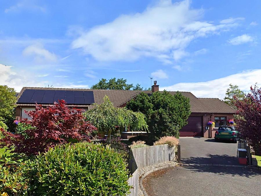 9 Heston Drive