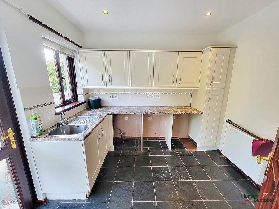 9 Heston Drive