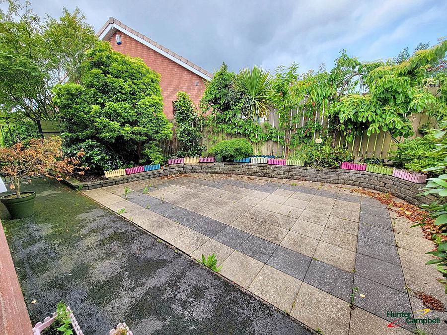 9 Heston Drive
