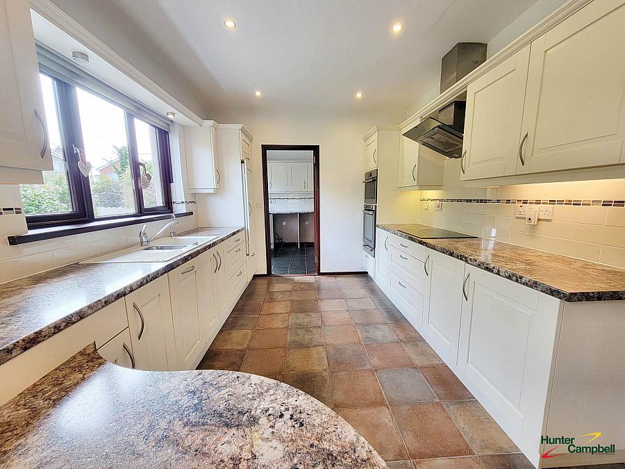 9 Heston Drive
