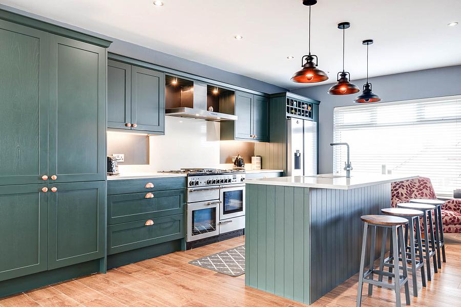 32 Brooklands Park