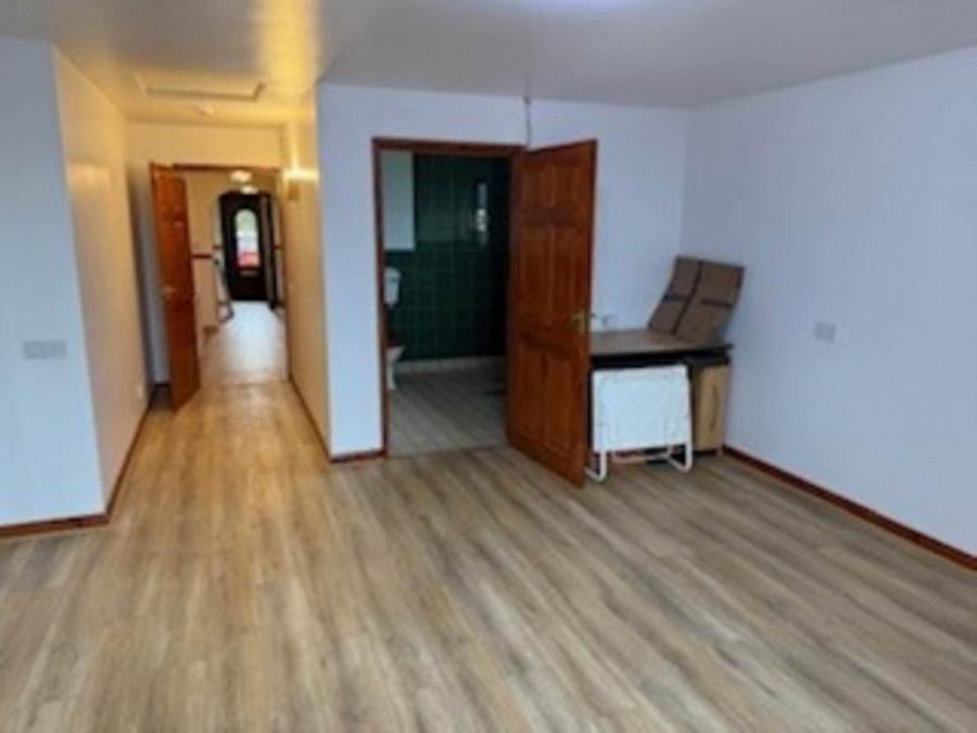 26 Ashvale Park