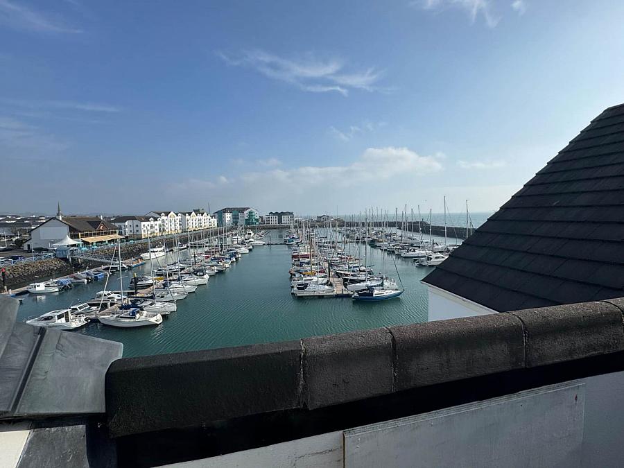 9 Swifts Quay
