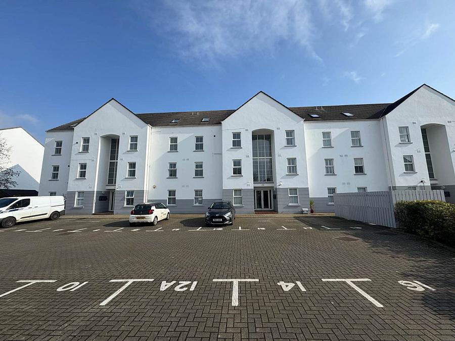 9 Swifts Quay